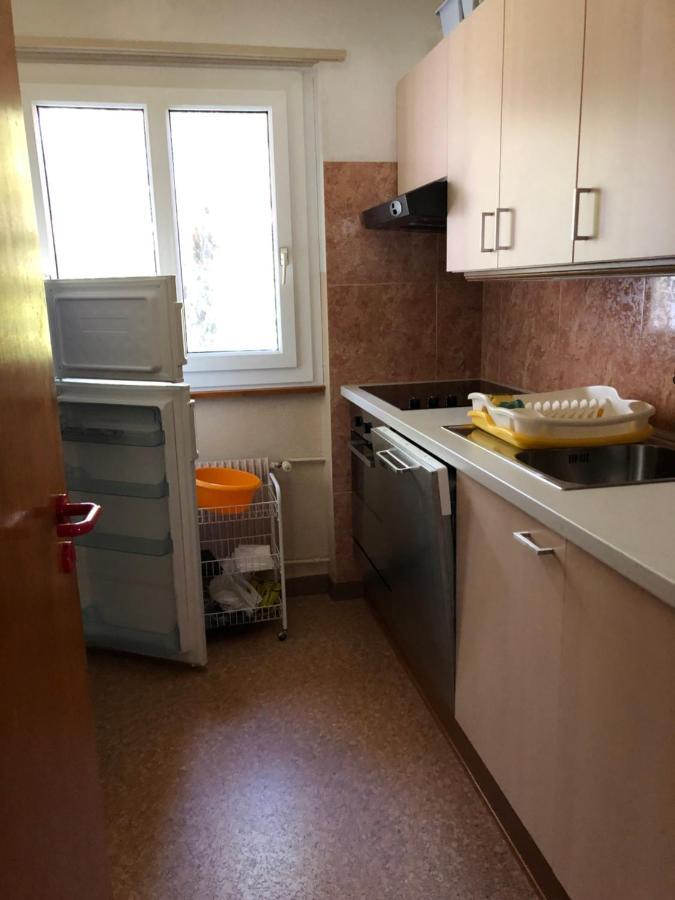 Grosszuegige Ferienwohnung Fuer 4 Personen Interlaken Buitenkant foto