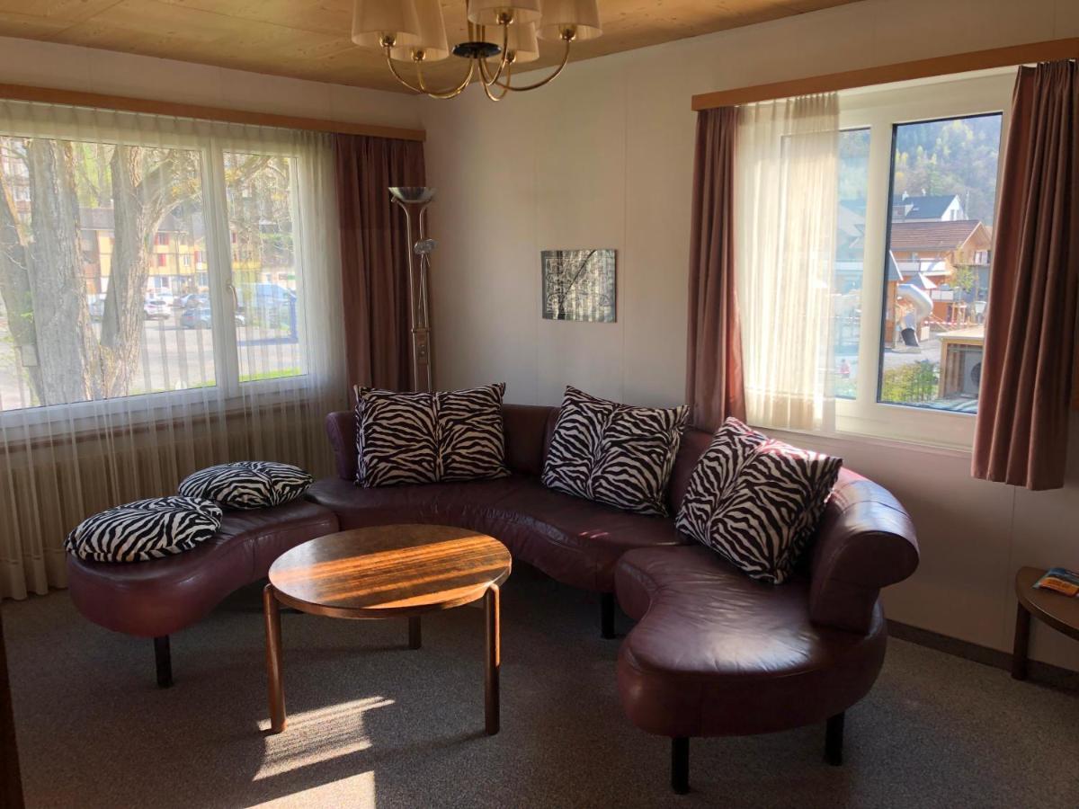 Grosszuegige Ferienwohnung Fuer 4 Personen Interlaken Buitenkant foto